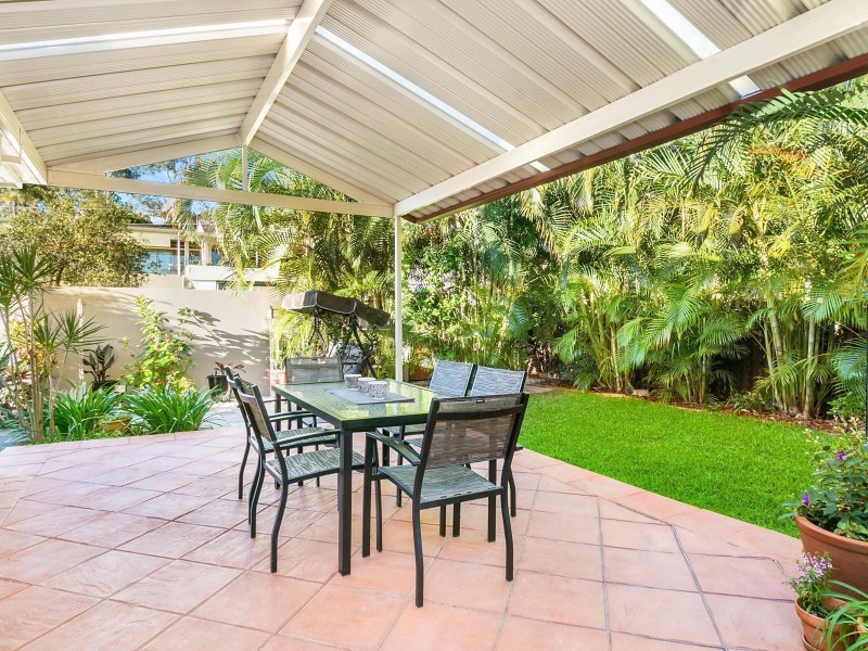 49 Glencairn Avenue, Indooroopilly QLD 4068