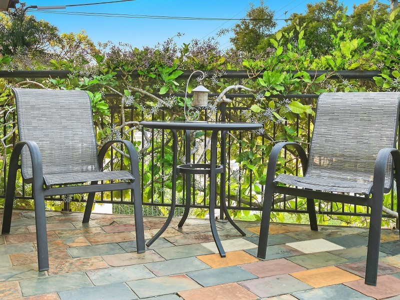 49 Glencairn Avenue, Indooroopilly QLD 4068