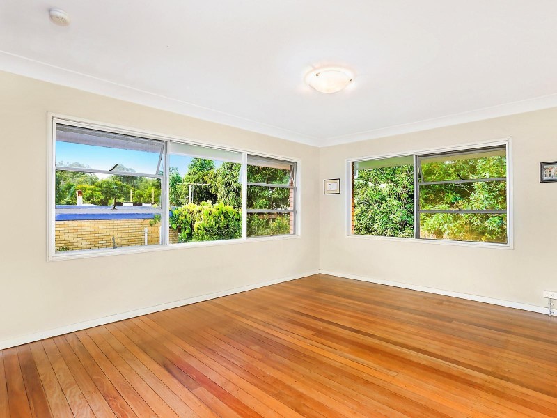 10 Nawarra Street, Indooroopilly QLD 4068