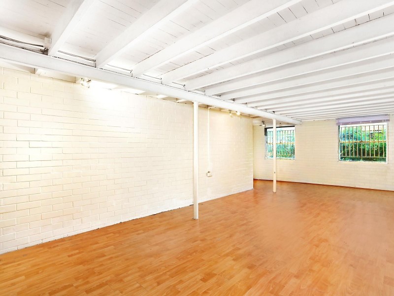 10 Nawarra Street, Indooroopilly QLD 4068