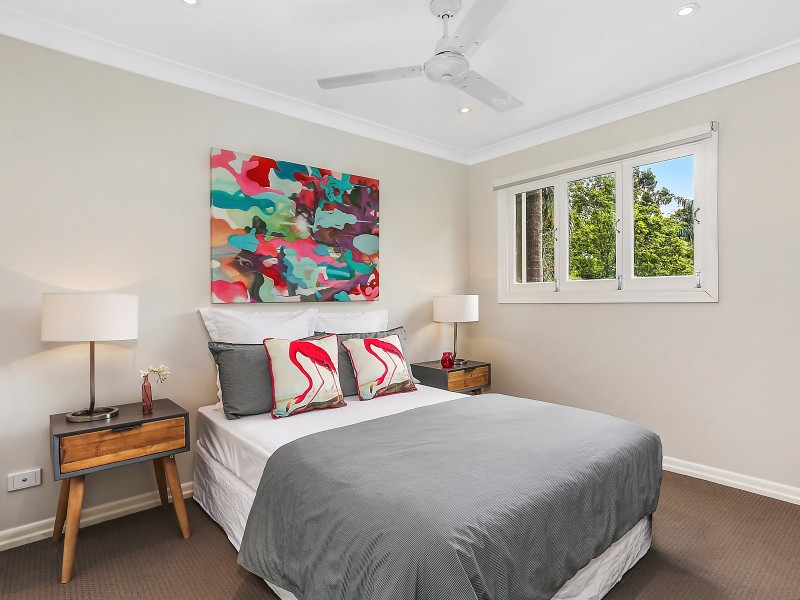 25 Ruskin Street, Taringa QLD 4068