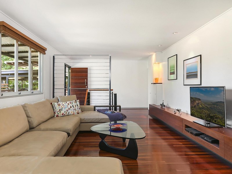 5 Larool Street, Kenmore QLD 4069