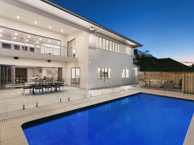 4 Windermere Road, Hamilton QLD 4007