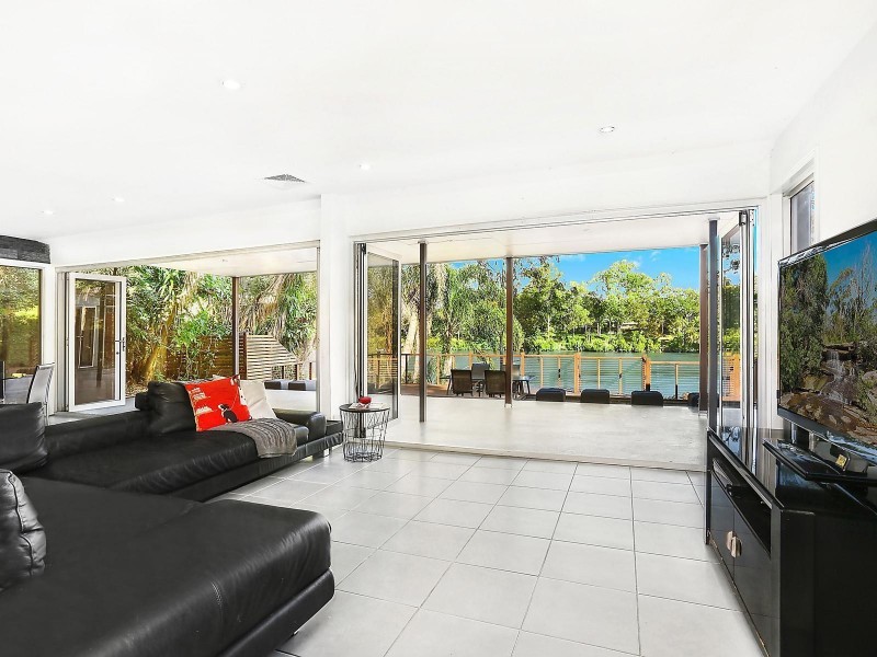 24 Botticelli Street, Fig Tree Pocket QLD 4069