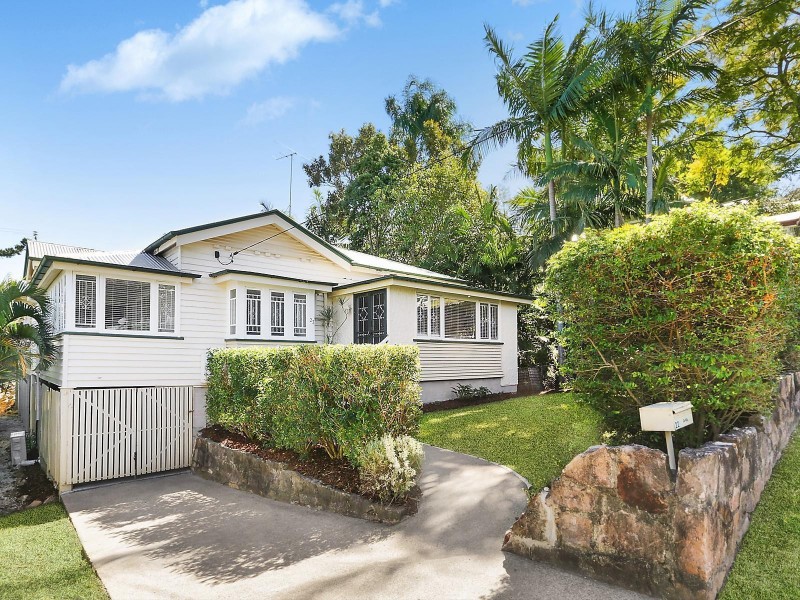 22 Brown Street, Bardon QLD 4065