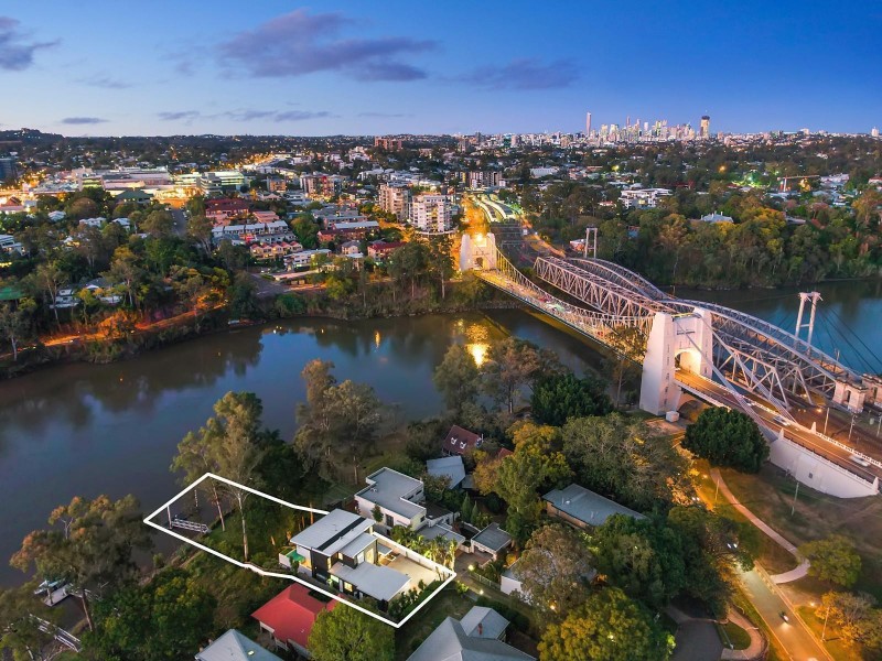 15 Longman Terrace, Chelmer QLD 4068