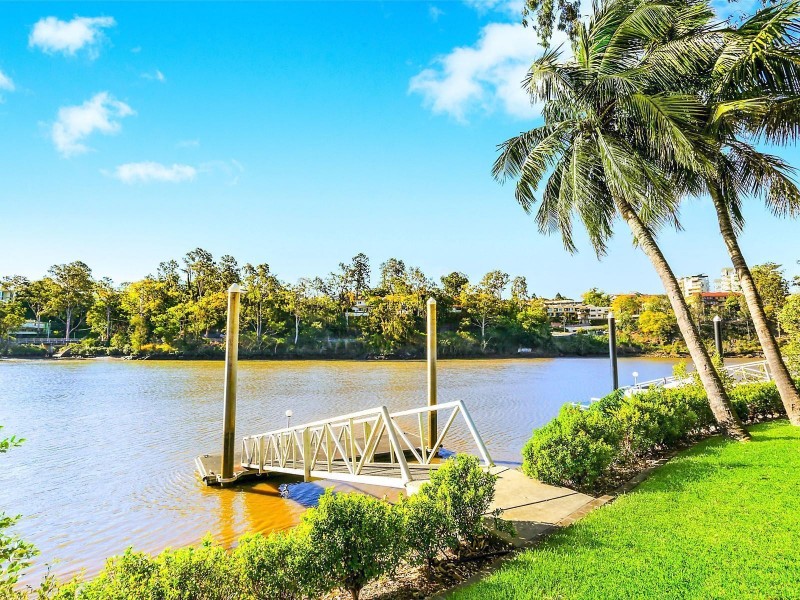 15 Longman Terrace, Chelmer QLD 4068