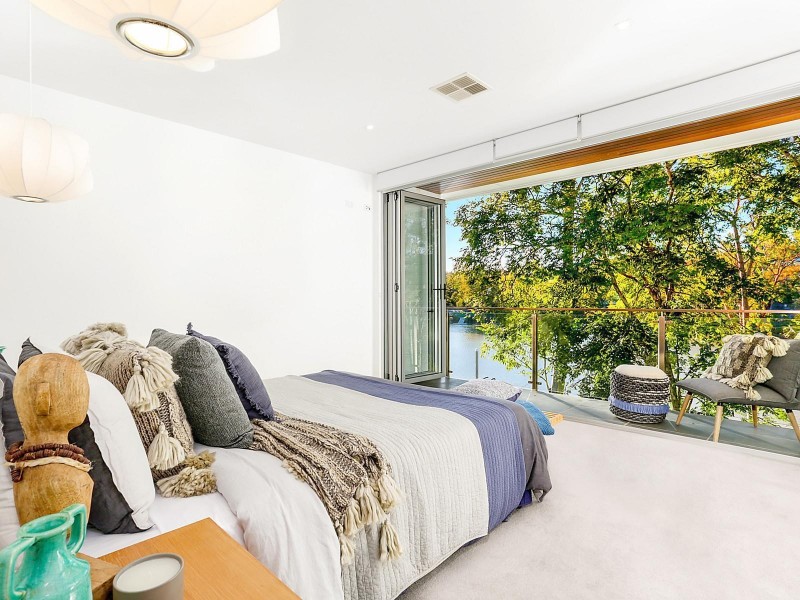 15 Longman Terrace, Chelmer QLD 4068