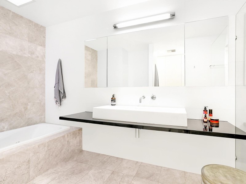 15 Longman Terrace, Chelmer QLD 4068