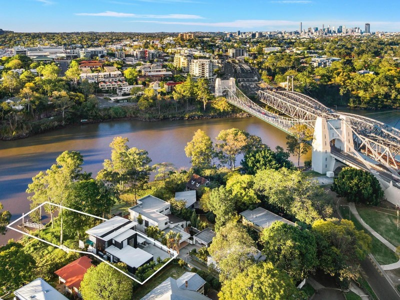 15 Longman Terrace, Chelmer QLD 4068