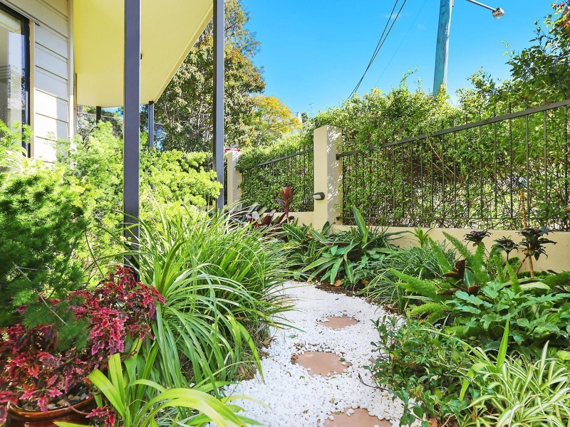 24 Handy Street, Paddington QLD 4064