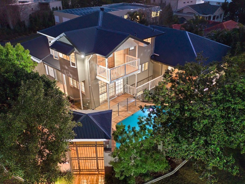 51 Glencairn Avenue, Indooroopilly QLD 4068