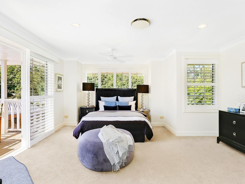 51 Glencairn Avenue, Indooroopilly QLD 4068