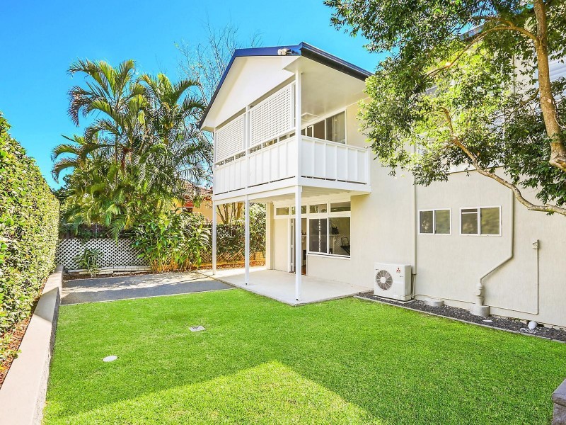 51 Glencairn Avenue, Indooroopilly QLD 4068