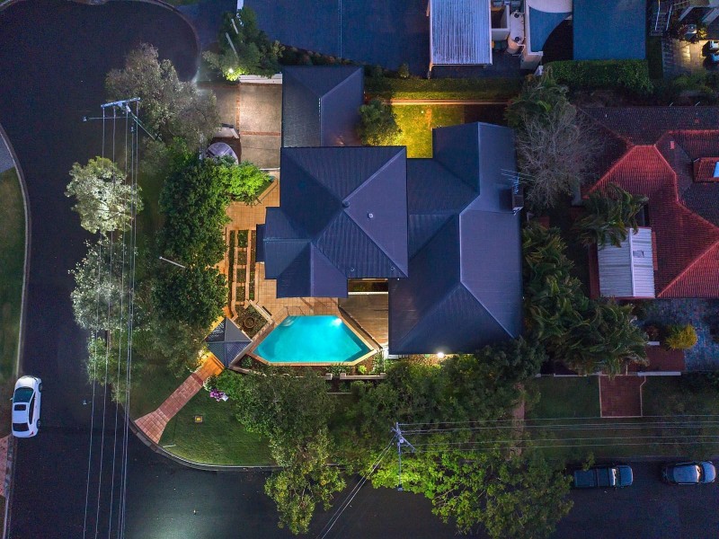51 Glencairn Avenue, Indooroopilly QLD 4068