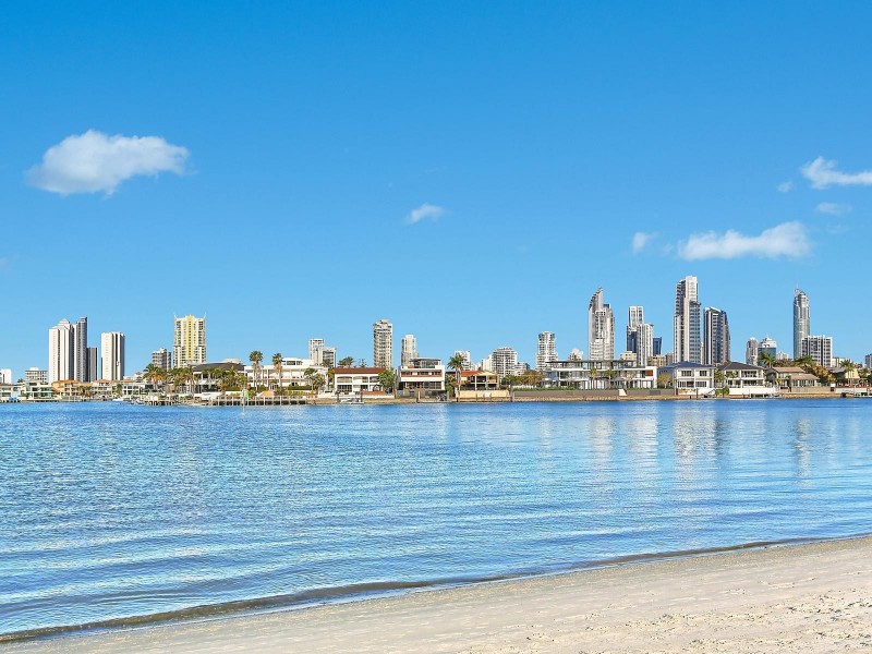15 Durham Street, Southport QLD 4215