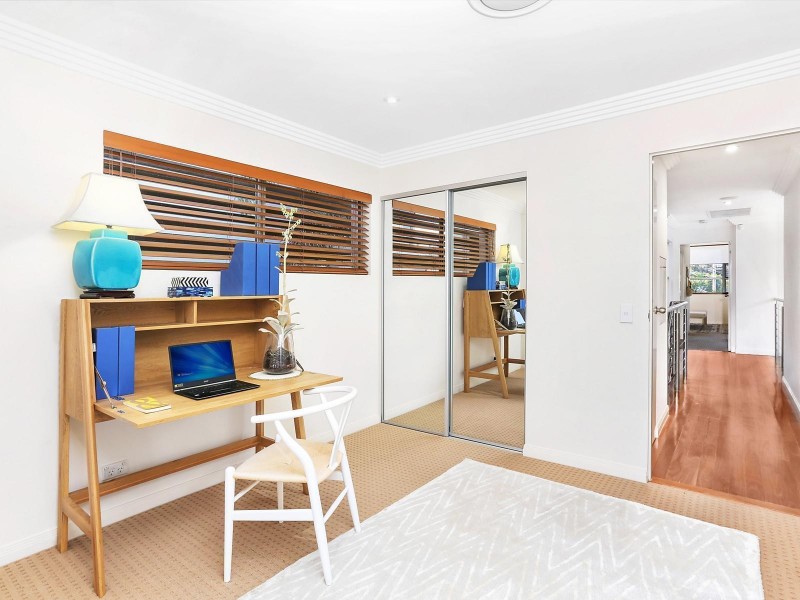 15 Durham Street, Southport QLD 4215