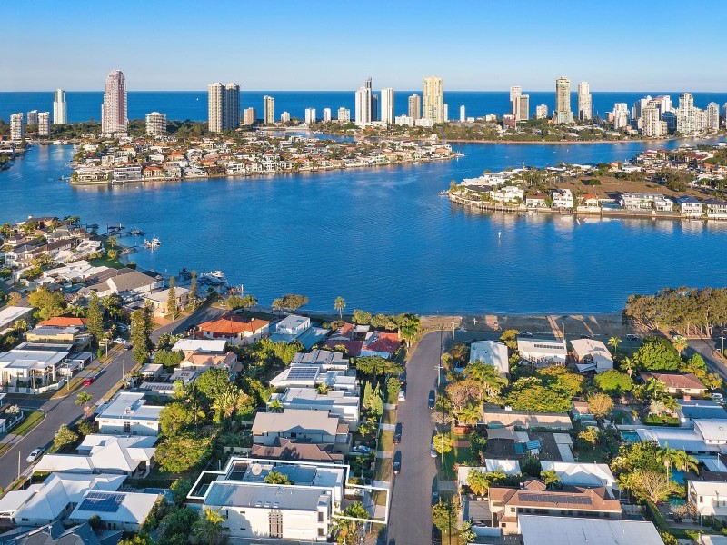 15 Durham Street, Southport QLD 4215