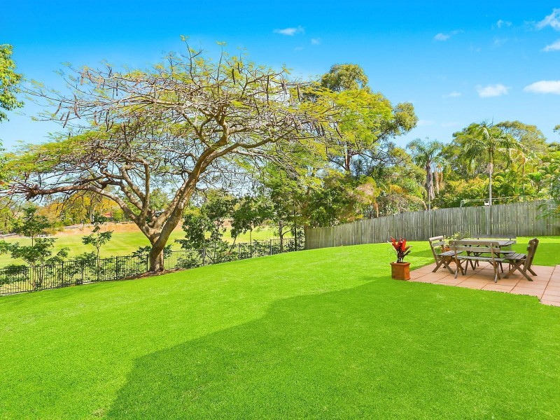 28 Lohe Street, Indooroopilly QLD 4068