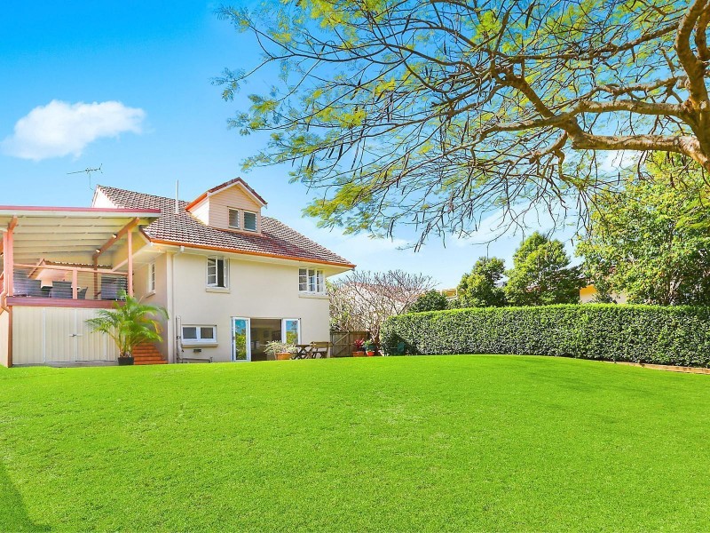 28 Lohe Street, Indooroopilly QLD 4068