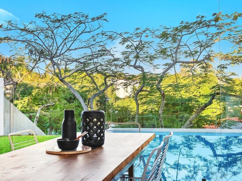 5 Meiers Road, Indooroopilly QLD 4068
