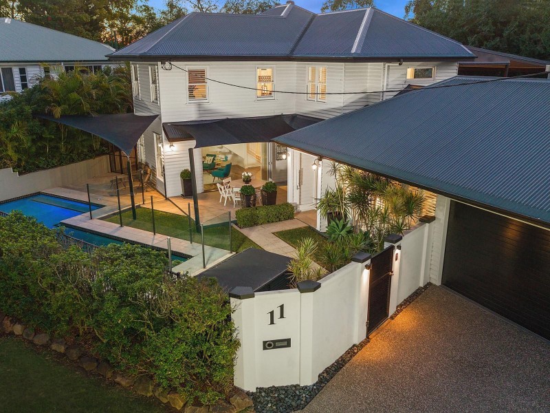 11 Isles Road, Indooroopilly QLD 4068