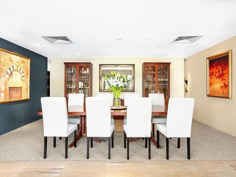 71 Tristania Road, Chapel Hill QLD 4069