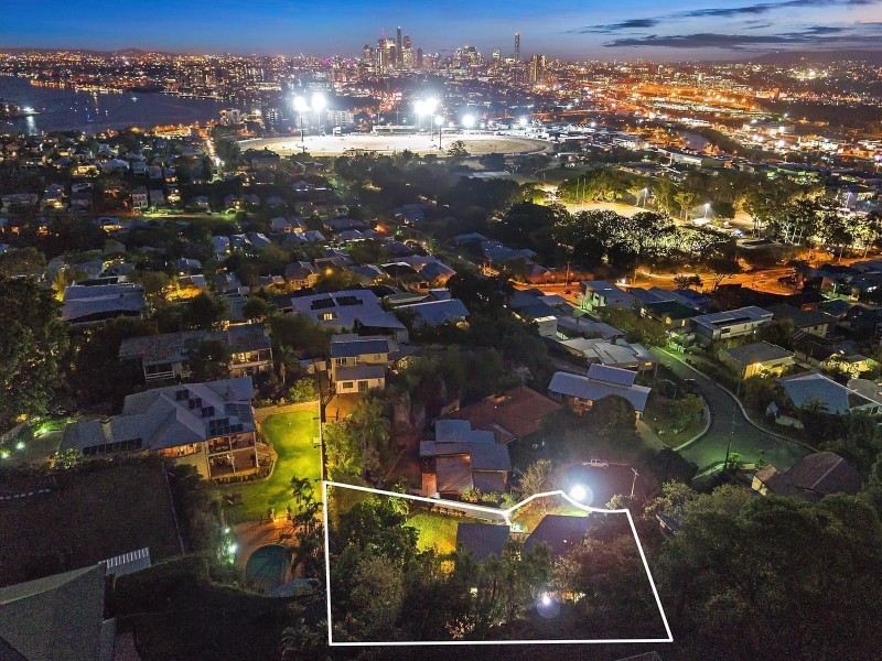 34 Comus Avenue, Ascot QLD 4007