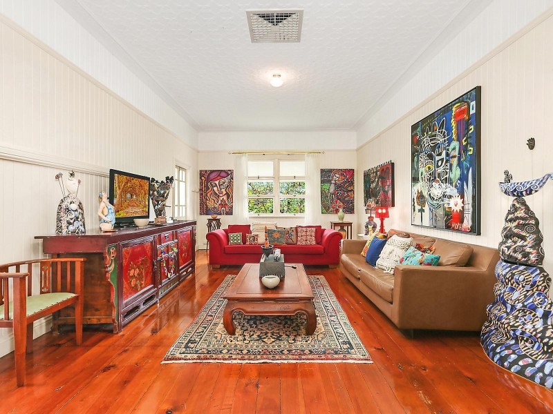 63 Clarence Road, Indooroopilly QLD 4068