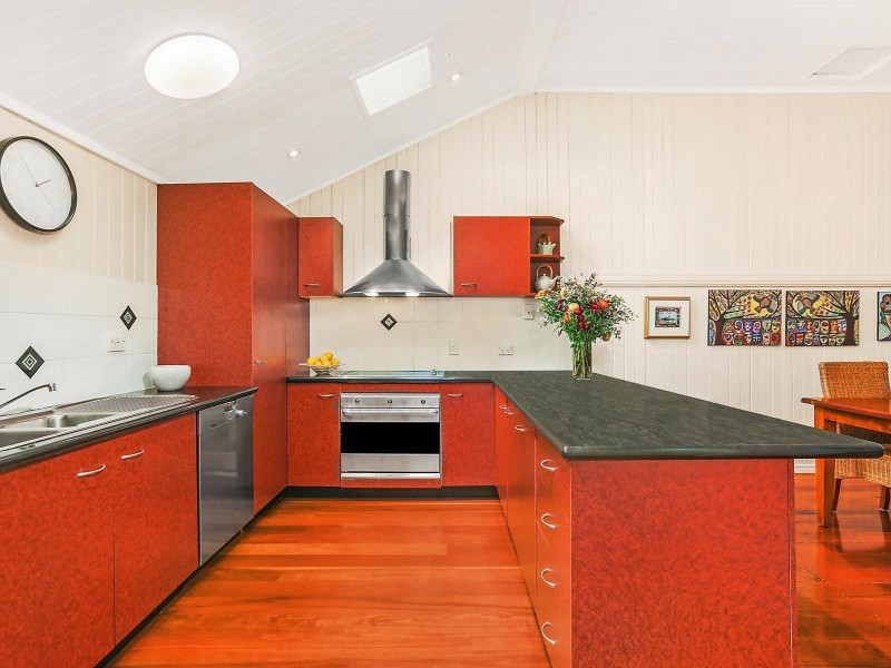 63 Clarence Road, Indooroopilly QLD 4068