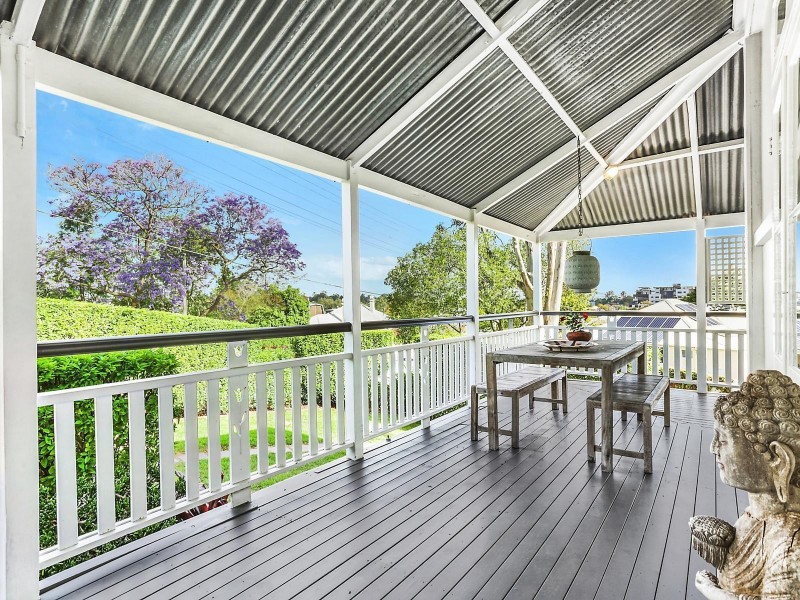 63 Clarence Road, Indooroopilly QLD 4068