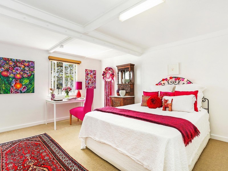 63 Clarence Road, Indooroopilly QLD 4068