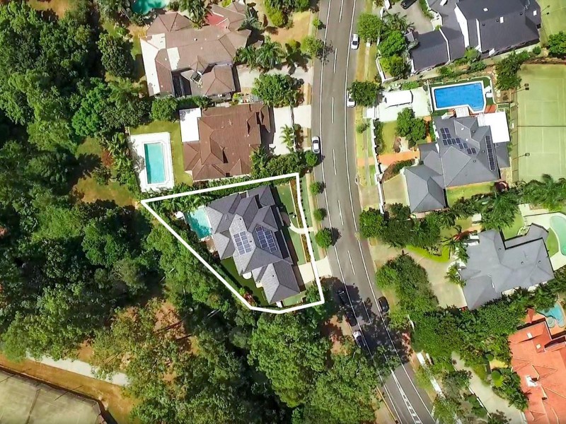 112 Ironbark Road, Chapel Hill QLD 4069