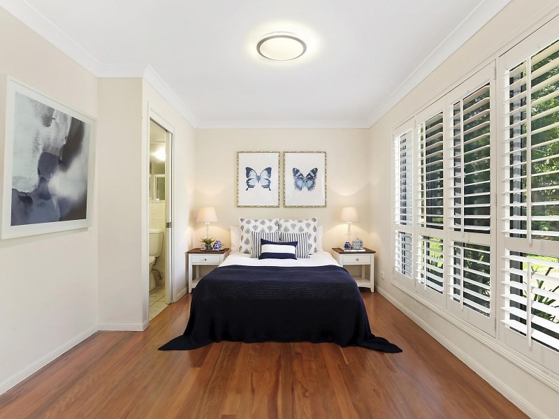 80 Peronne Place, Brookfield QLD 4069