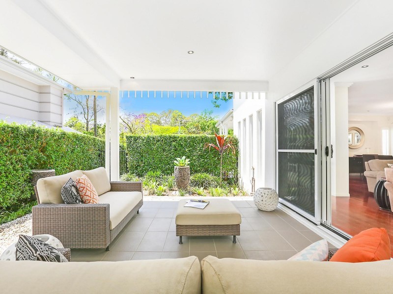 25 Volga Crescent, Indooroopilly QLD 4068