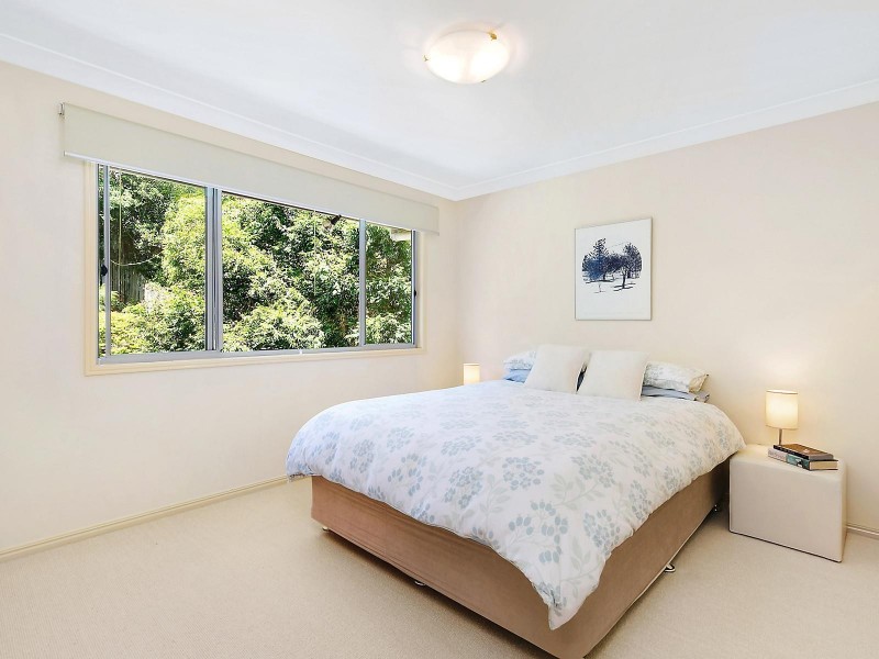 82 Orchard Terrace, St Lucia QLD 4067