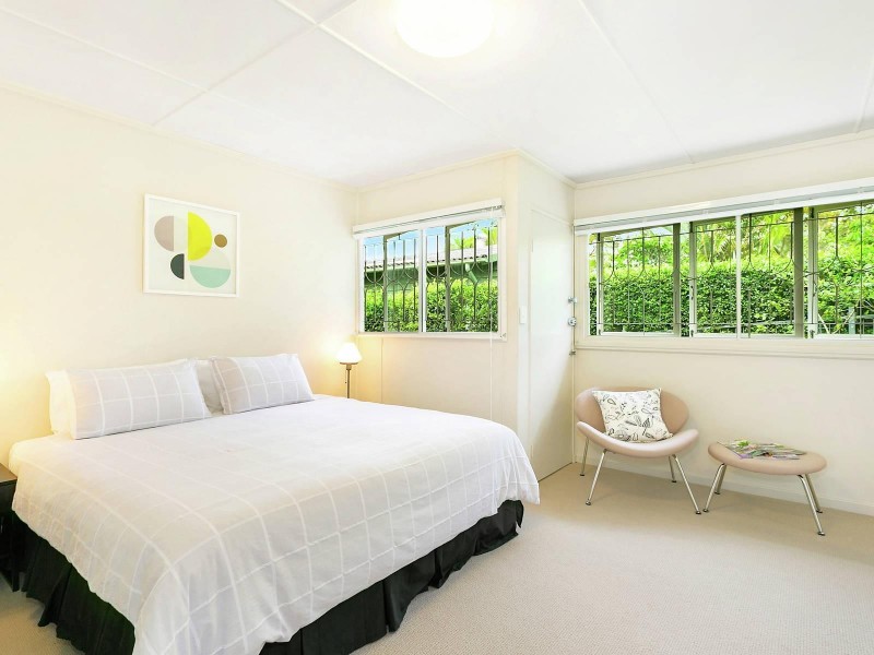 56 Meiers Road, Indooroopilly QLD 4068