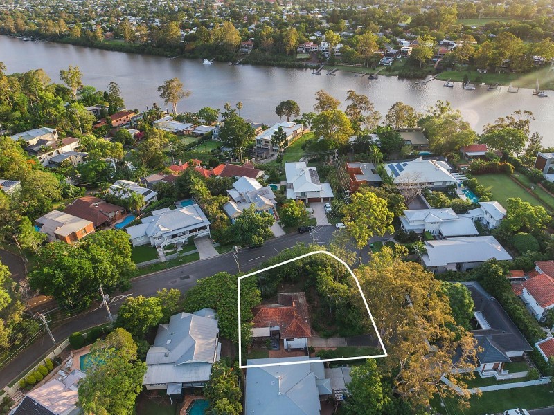 28 Volga Crescent, Indooroopilly QLD 4068