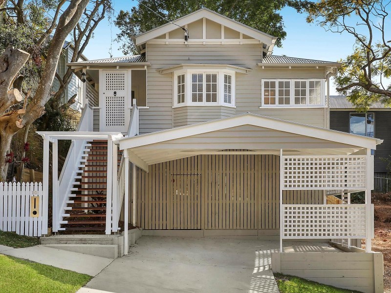 8 Depper Street, St Lucia QLD 4067