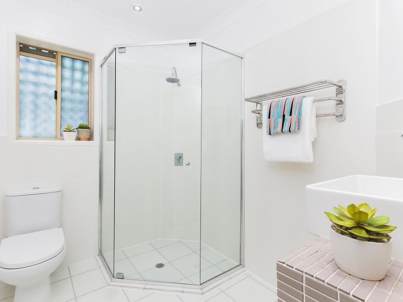 1/60 Mitre Street, St Lucia QLD 4067