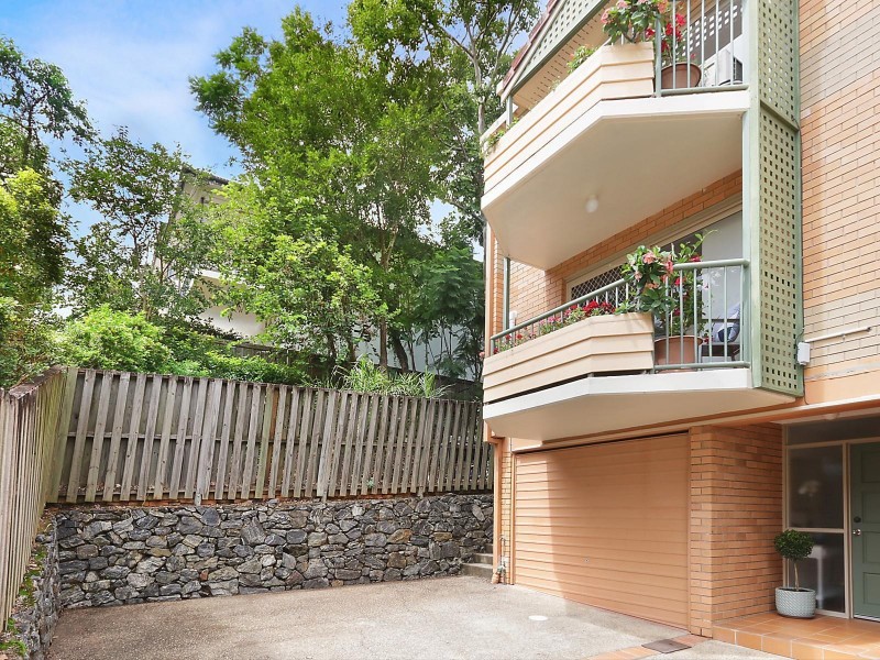 1/60 Mitre Street, St Lucia QLD 4067