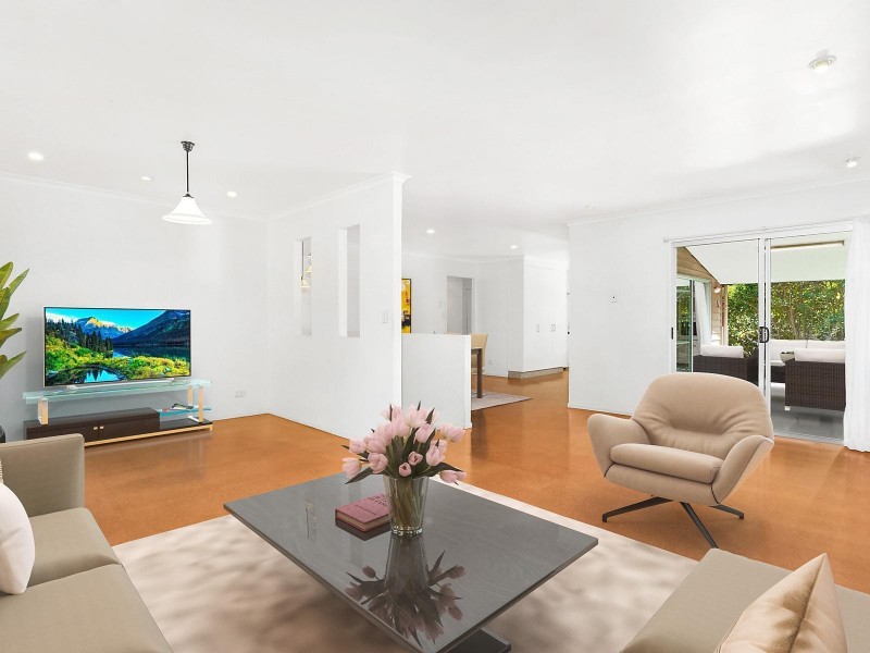 6 Jillian Street, Chapel Hill QLD 4069