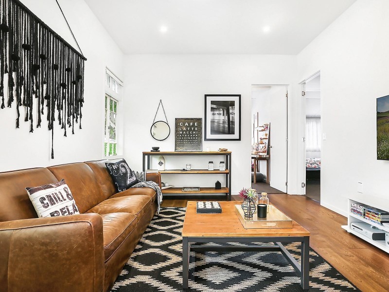 4 Orchard Street, Toowong QLD 4066