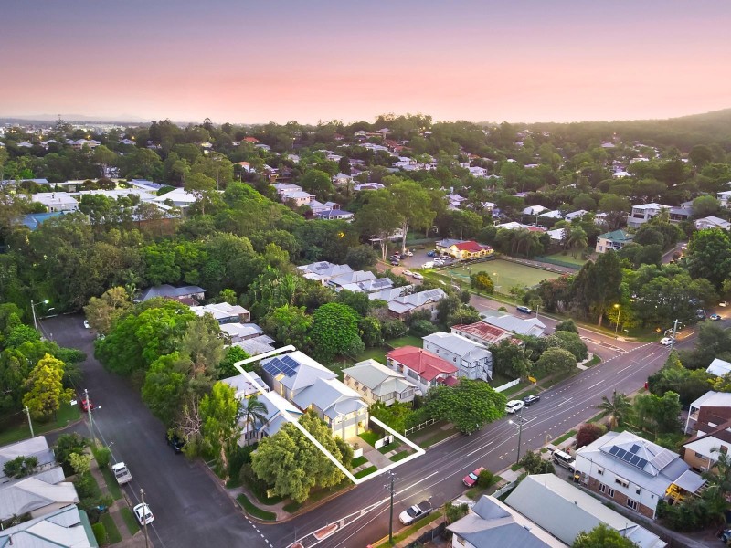 4 Orchard Street, Toowong QLD 4066