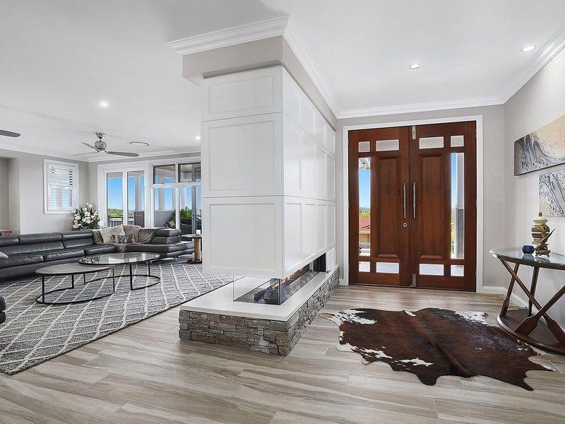 33 Debussy Place, Mount Ommaney QLD 4074