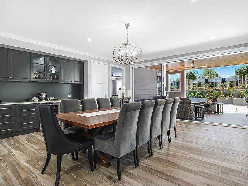 33 Debussy Place, Mount Ommaney QLD 4074