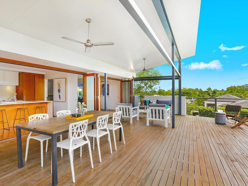 1 Cadiz Street, Indooroopilly QLD 4068