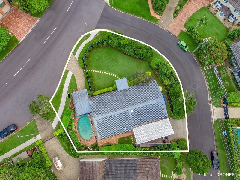 1 Cadiz Street, Indooroopilly QLD 4068