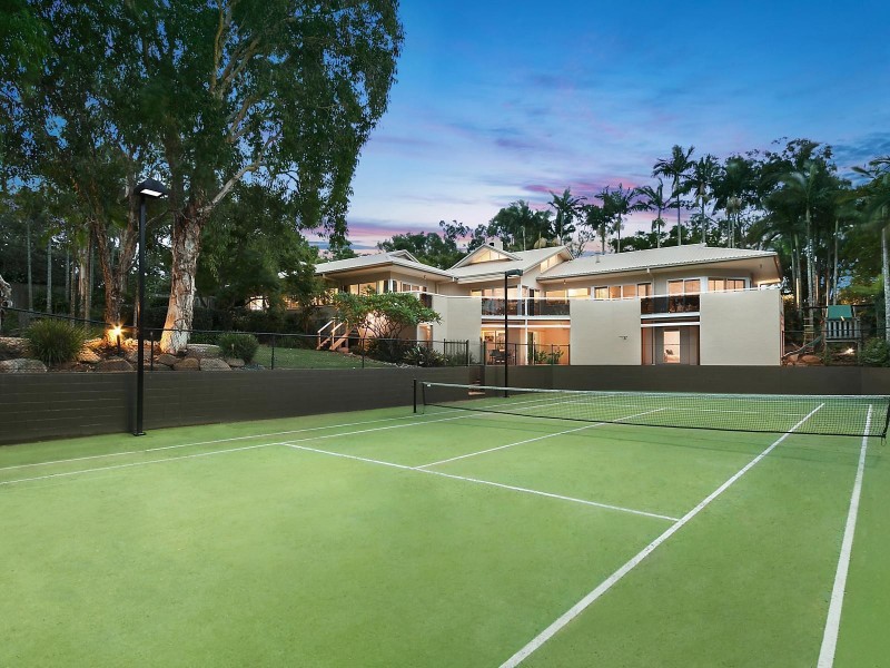 25 Meiers Road, Indooroopilly QLD 4068