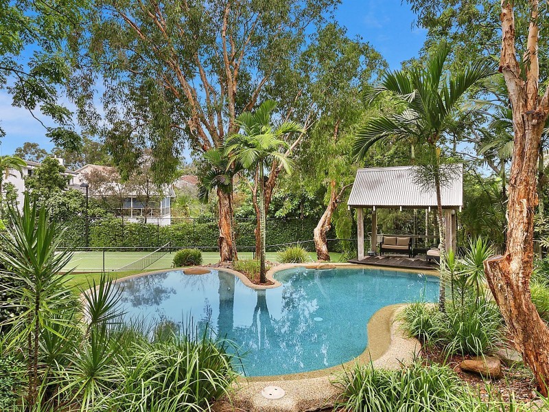 25 Meiers Road, Indooroopilly QLD 4068